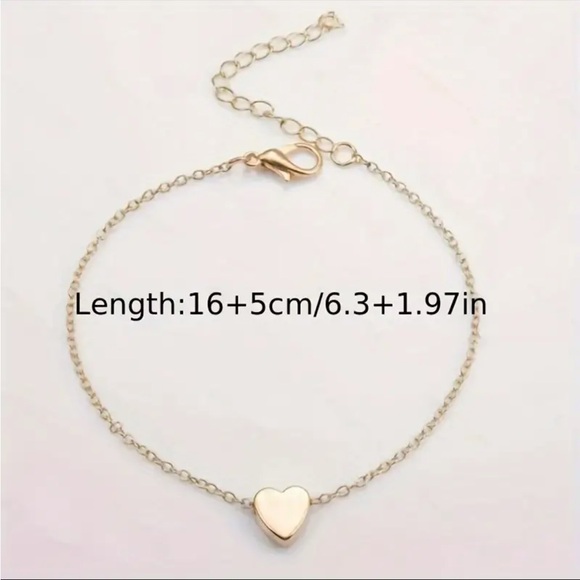 Dainty Gold Heart Pendant Bracelet - Picture 9 of 12